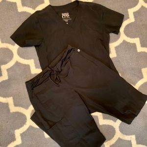 Barco One Balck Women’s Scrub Set! Sz XS ❤️